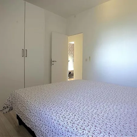 Vakantiehuis In France With Huge Private Garden *
