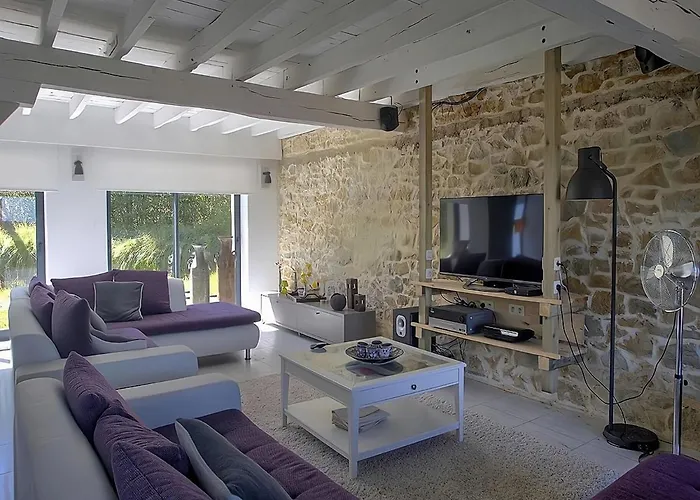 In France With Huge Private Garden * Gourdon-en-quercy