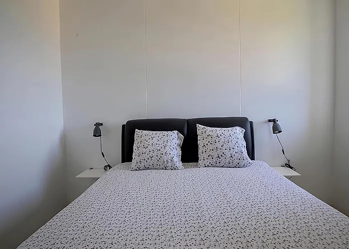 In France With Huge Private Garden * Gourdon-en-quercy