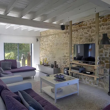 Comfortable Vacation In * Gourdon-en-quercy