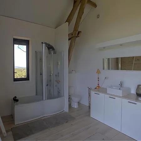 In France With Huge Private Garden Дом отдыха