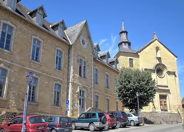 펜션 In France With Huge Private Garden 구르동-앙-케르시